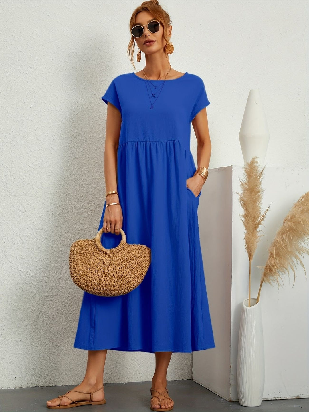 Mirabelle | Robe de loisirs décolletée
